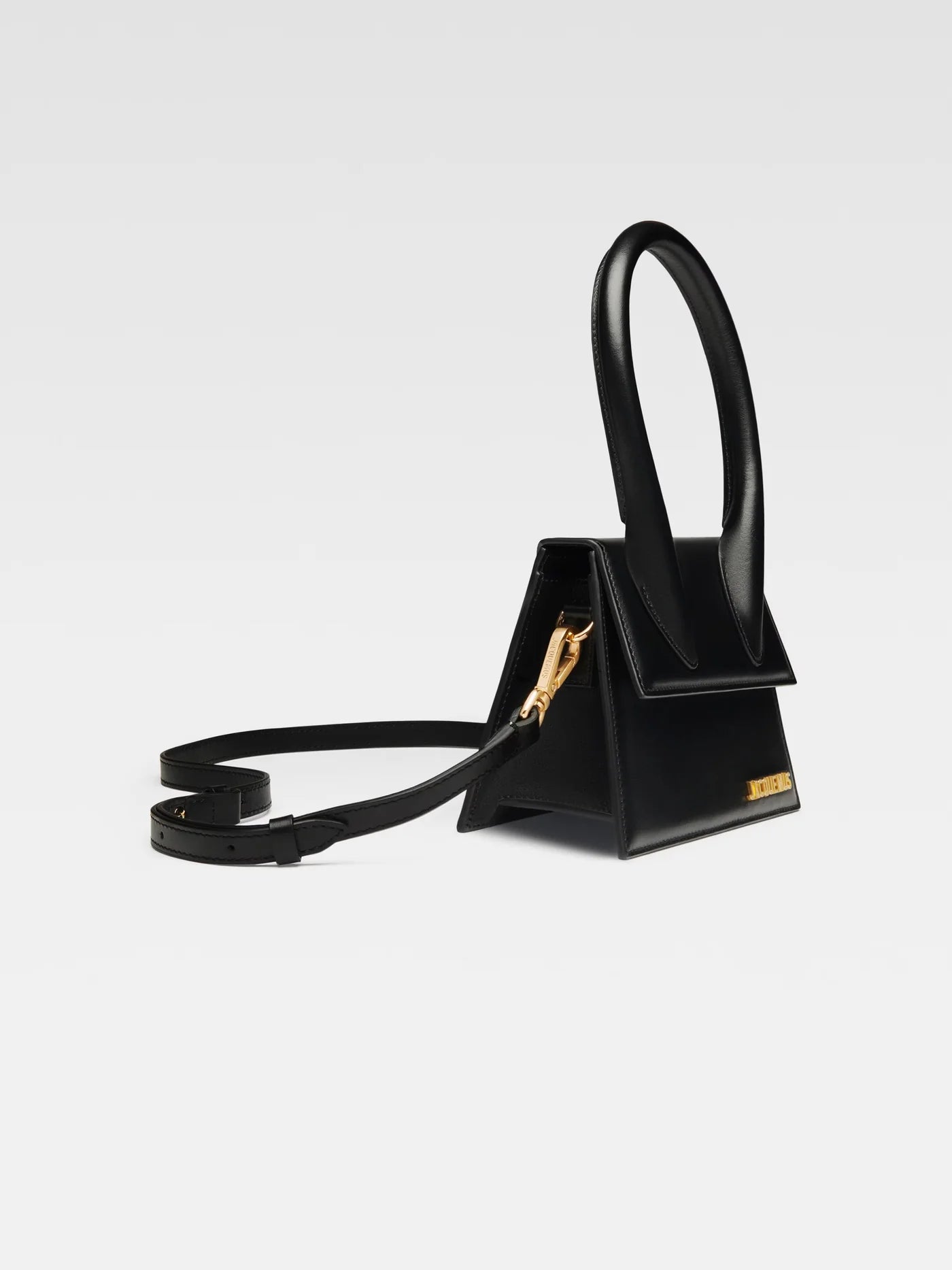 Jacquemus Le Chiquito Moyen Black
